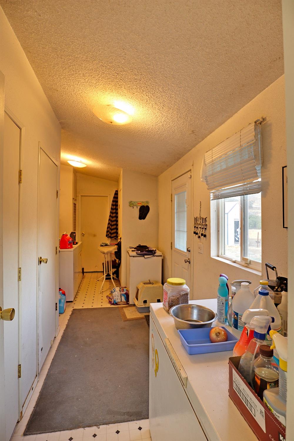 3363 S Anchor Ave, Orange Cove, CA 93646