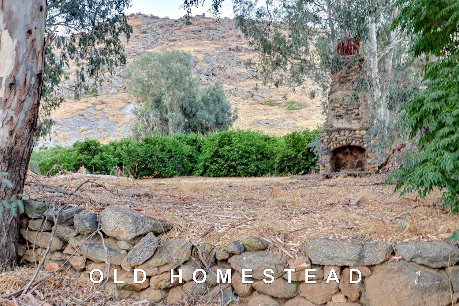 3363 S Anchor Ave, Orange Cove, CA 93646