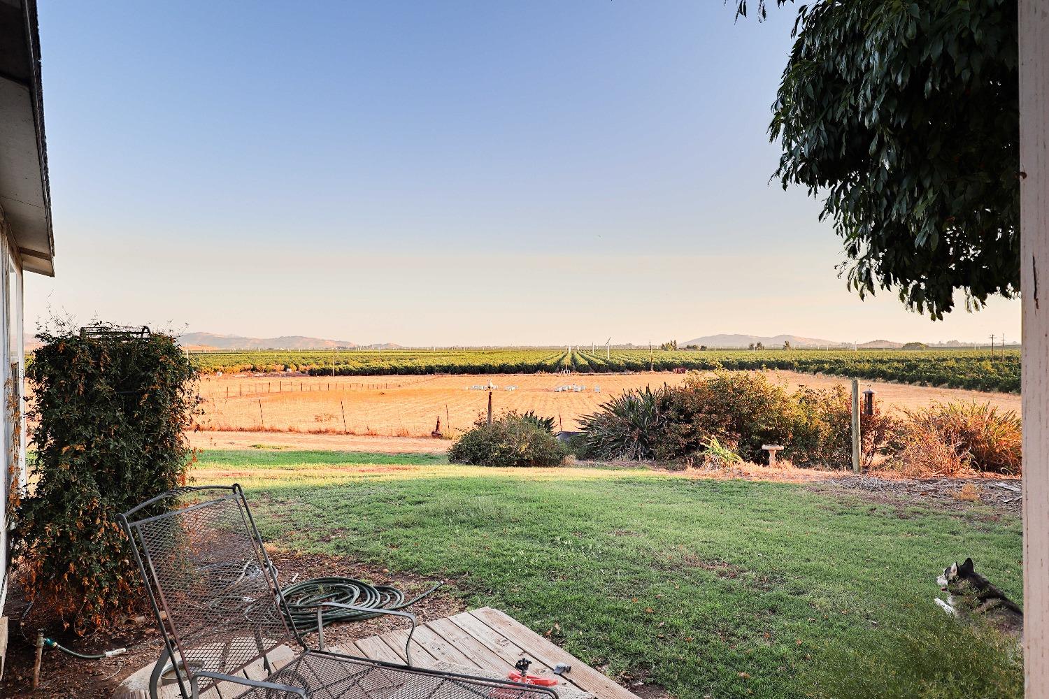 3363 S Anchor Ave, Orange Cove, CA 93646