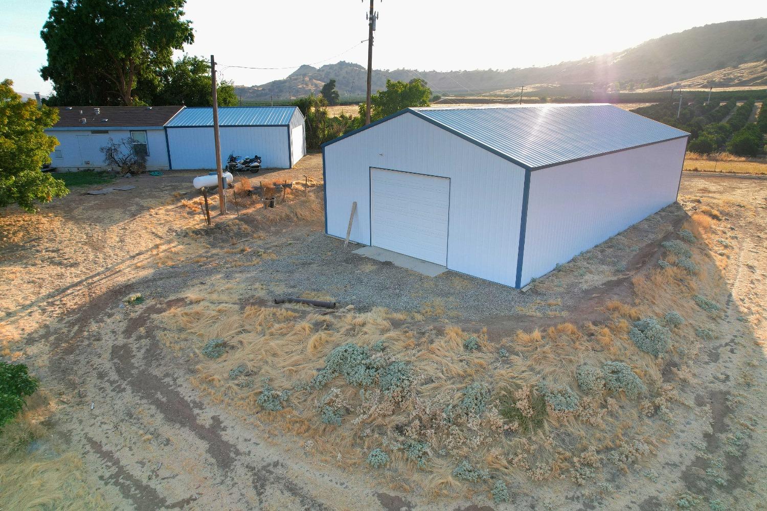 3363 S Anchor Ave, Orange Cove, CA 93646