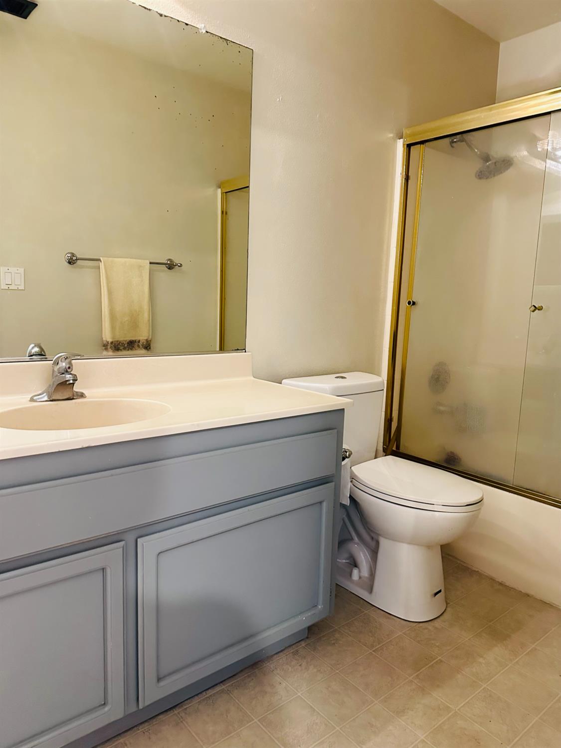 1604 Parkridge Dr, Chowchilla, CA 93610