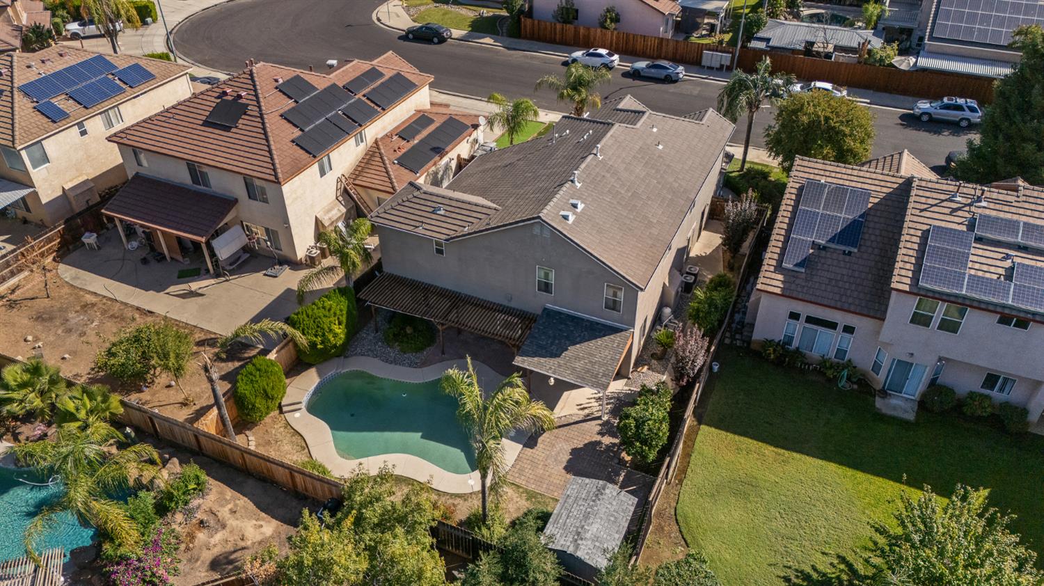 2722 Park Ave, Clovis, CA 93611