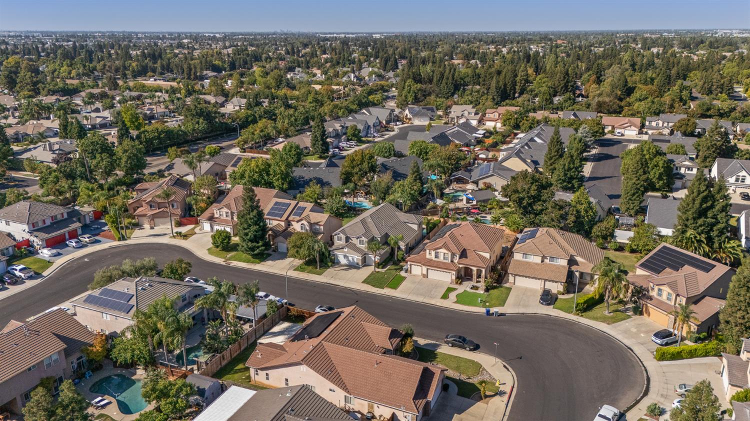 2722 Park Ave, Clovis, CA 93611