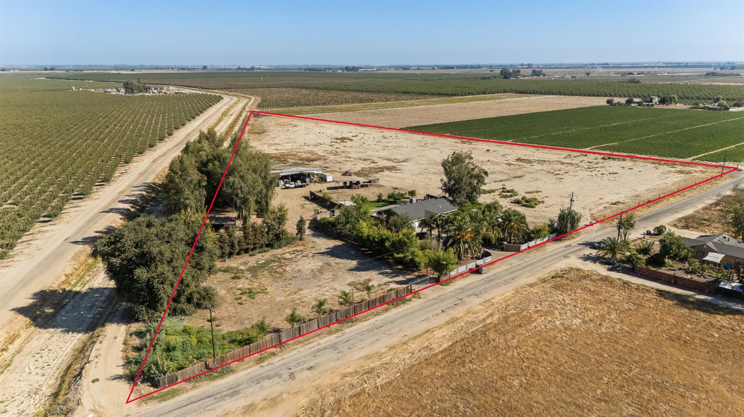 860 W Riverdale Ave, Riverdale, CA 93656