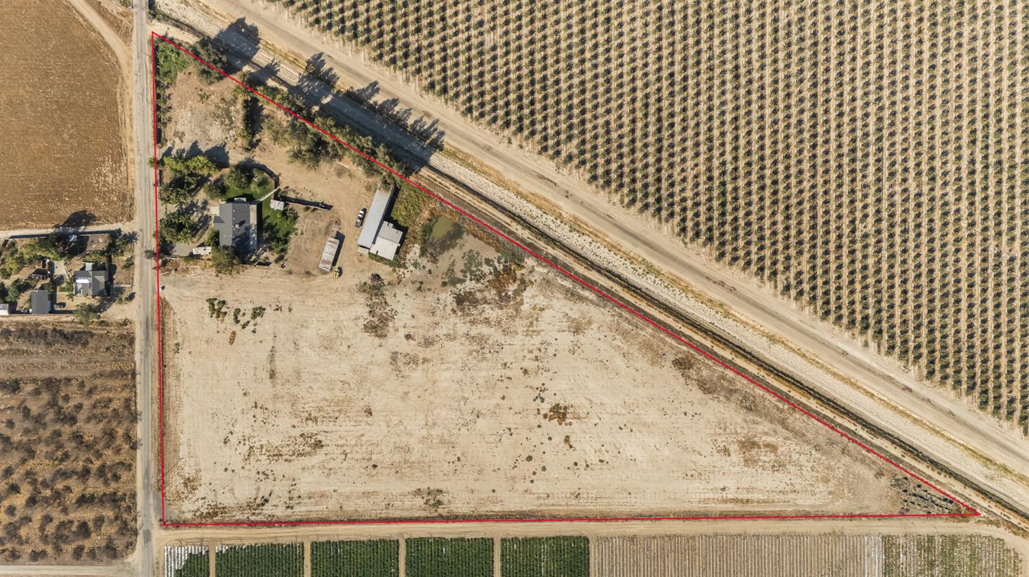 860 W Riverdale Ave, Riverdale, CA 93656