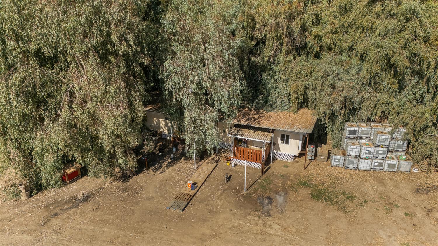 860 W Riverdale Ave, Riverdale, CA 93656