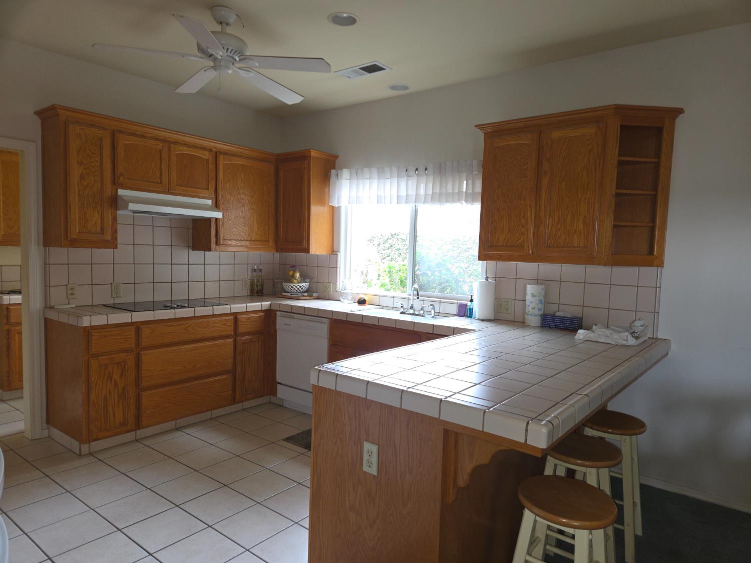 2300 Sierra St #122, Kingsburg, CA 93631