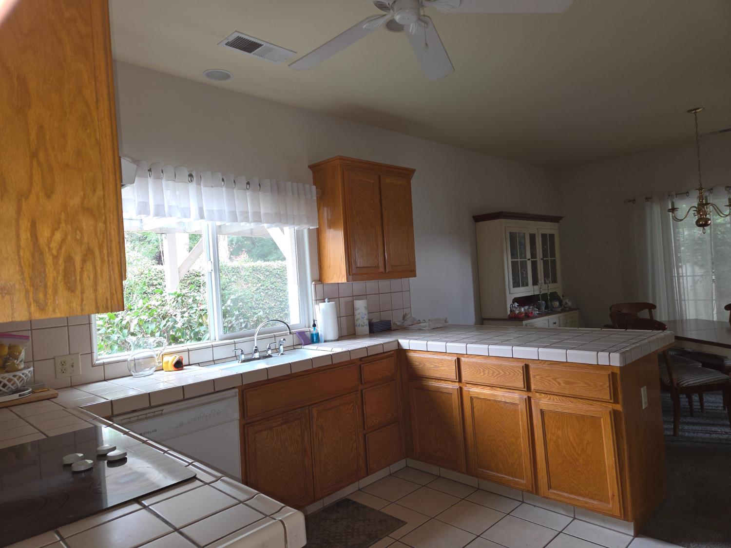 2300 Sierra St #122, Kingsburg, CA 93631