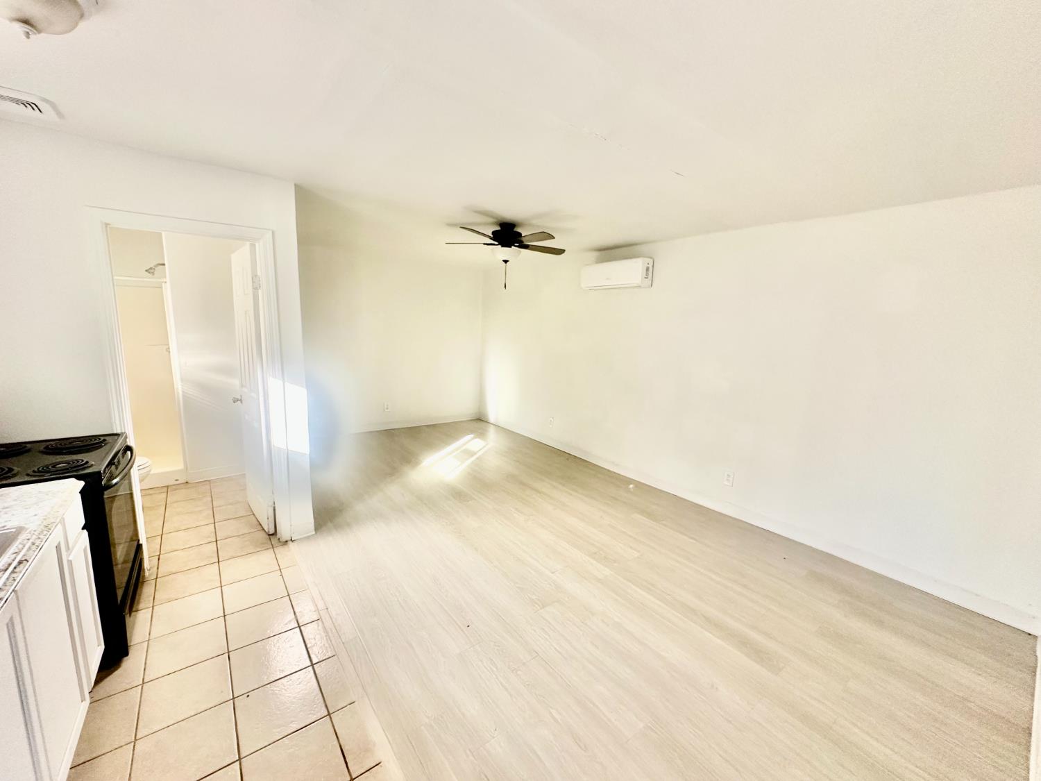 4509 E Illinois Ave, Fresno, CA 93702