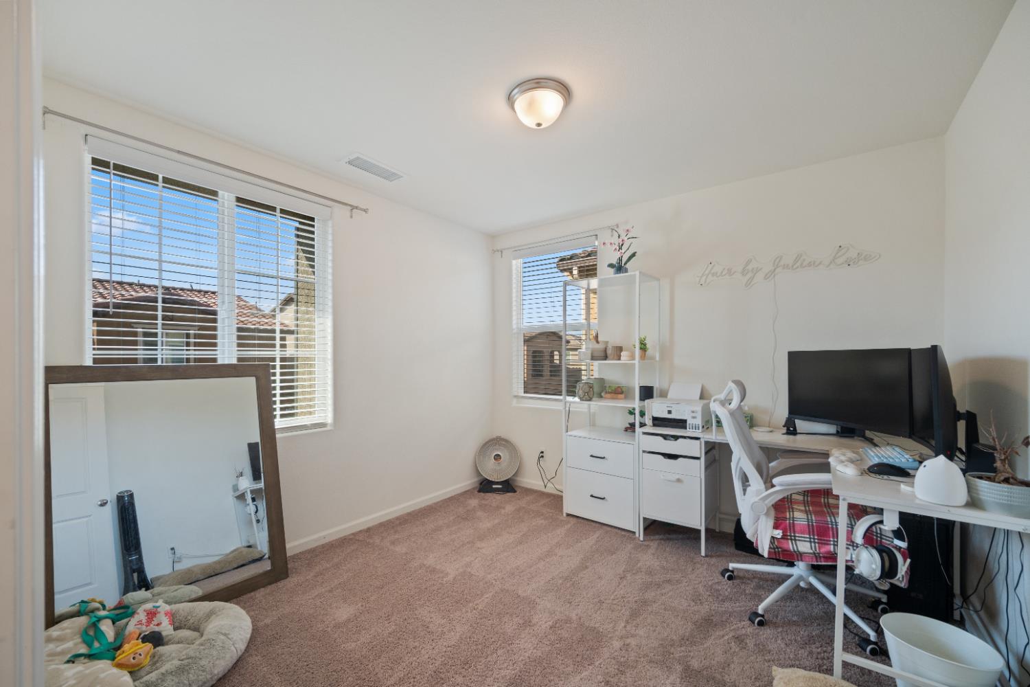 855 Wishon Ave W, Madera, CA 93636