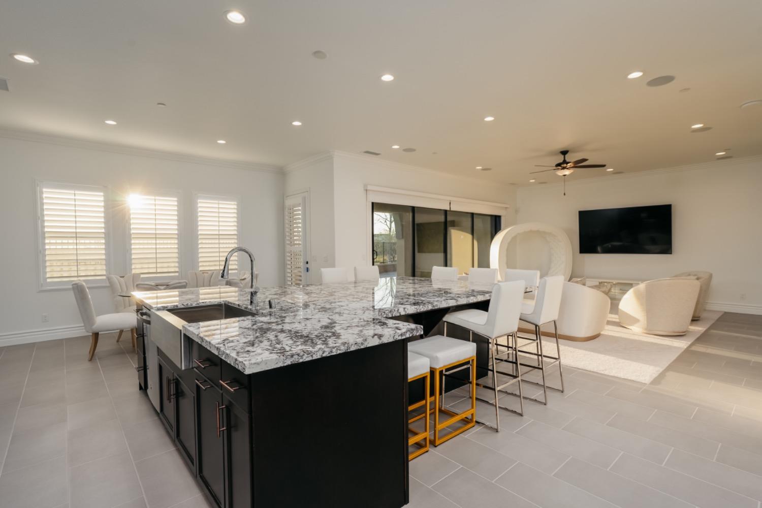 4200 Little Canyon Dr, Madera, CA 93636