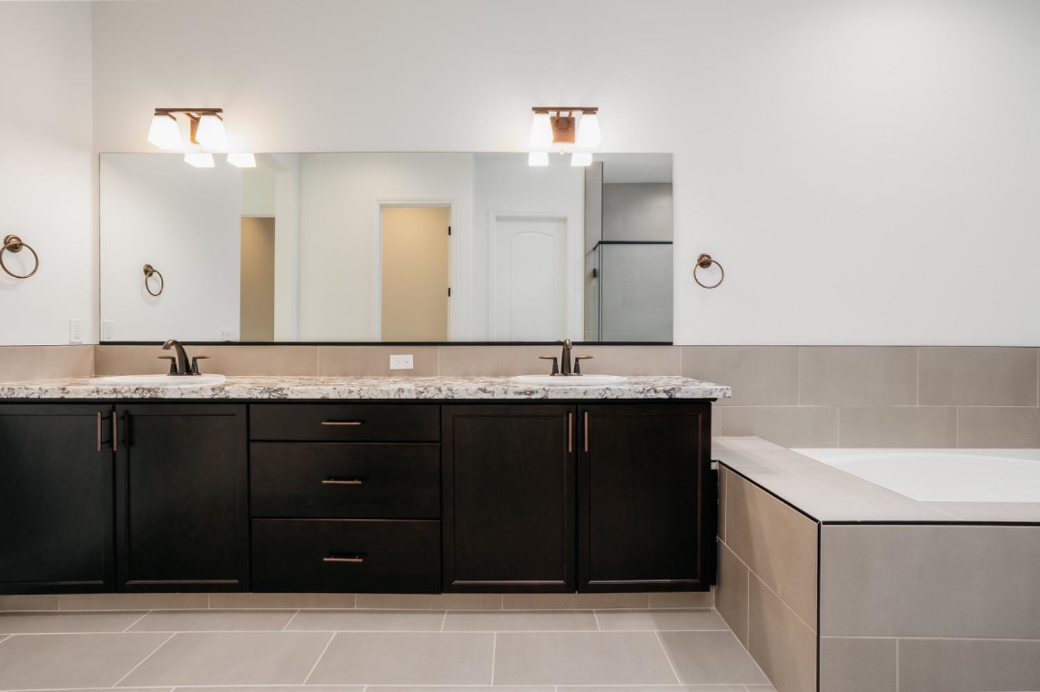 4200 Little Canyon Dr, Madera, CA 93636