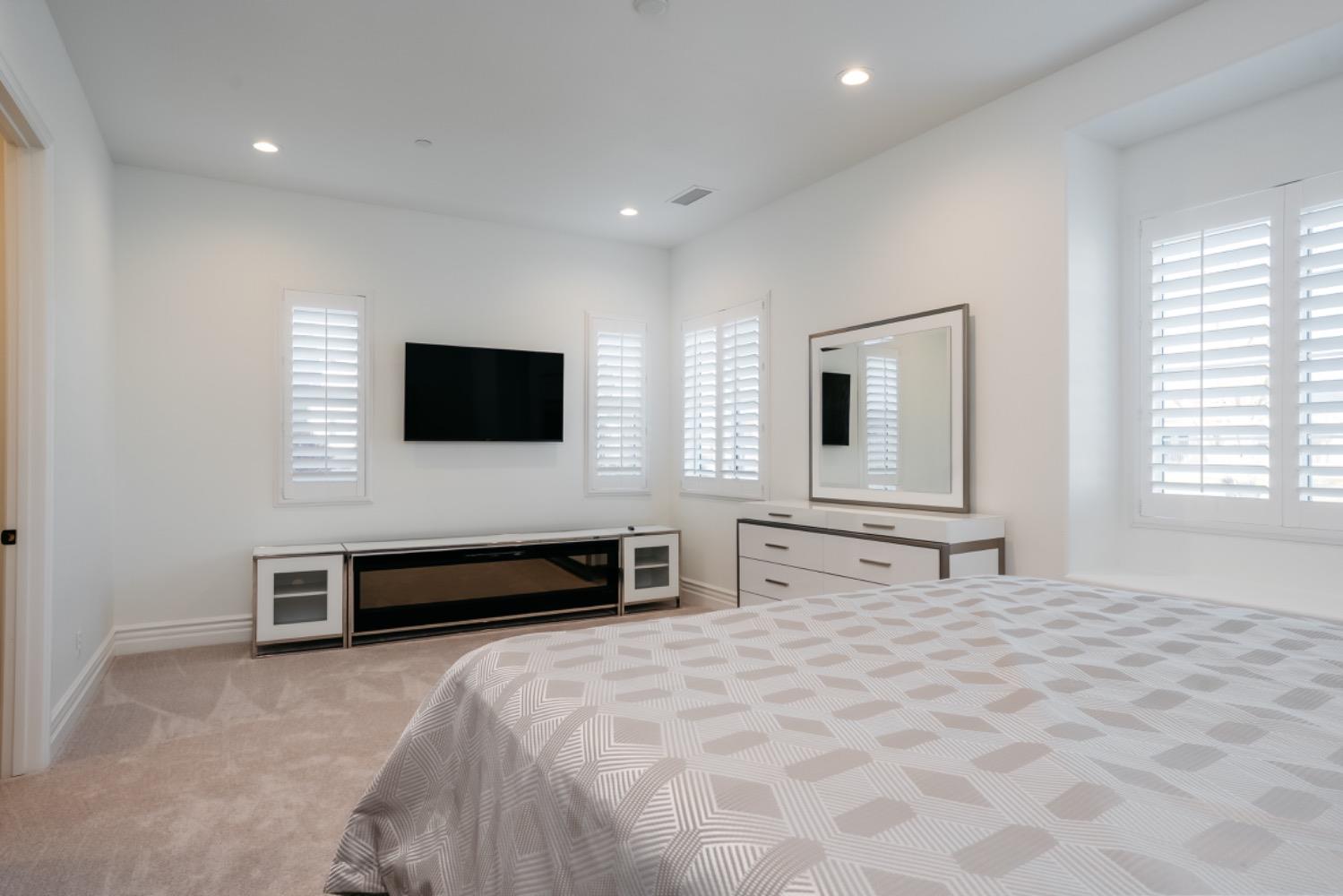 4200 Little Canyon Dr, Madera, CA 93636