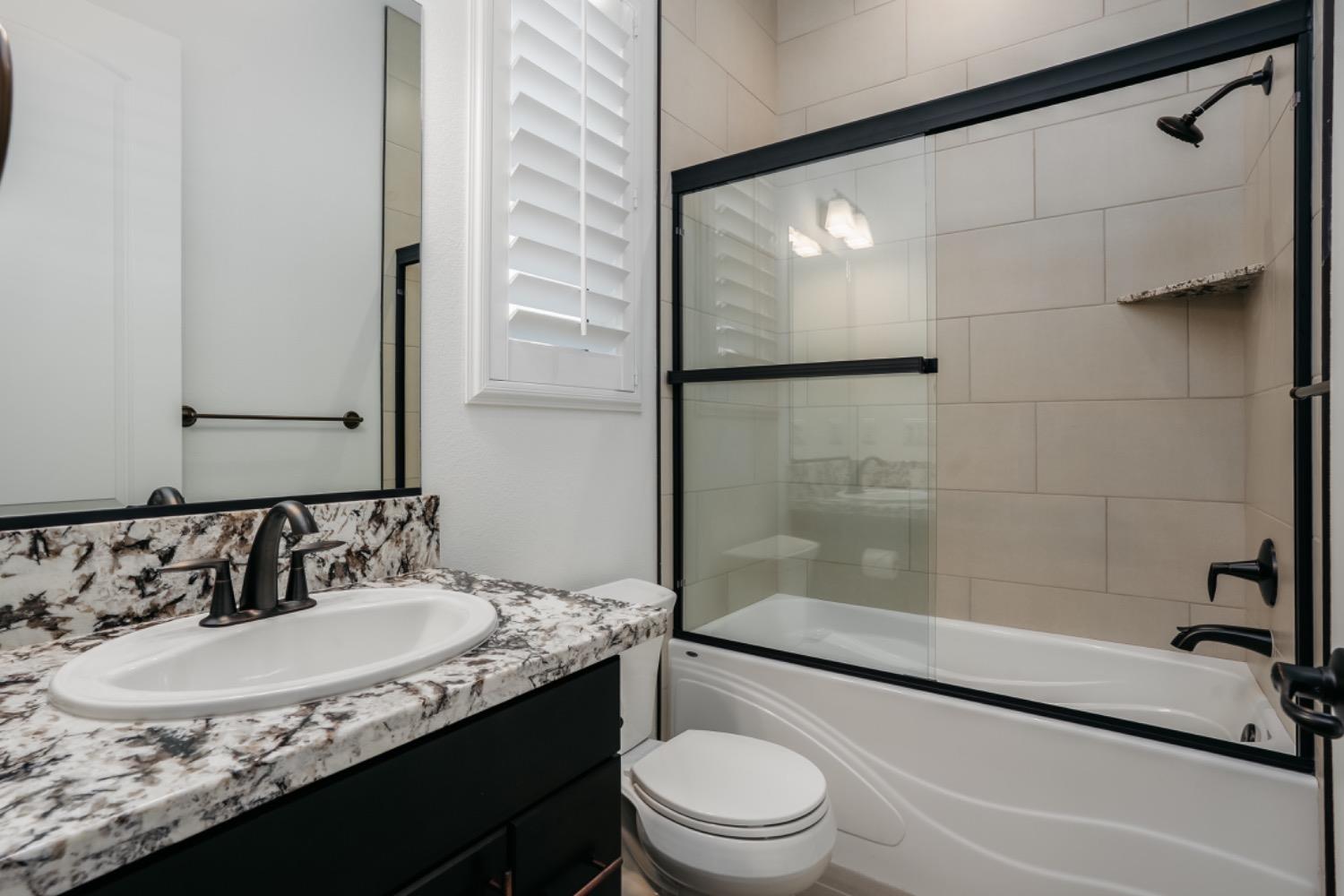 4200 Little Canyon Dr, Madera, CA 93636