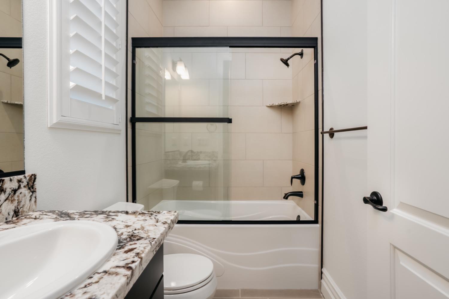 4200 Little Canyon Dr, Madera, CA 93636