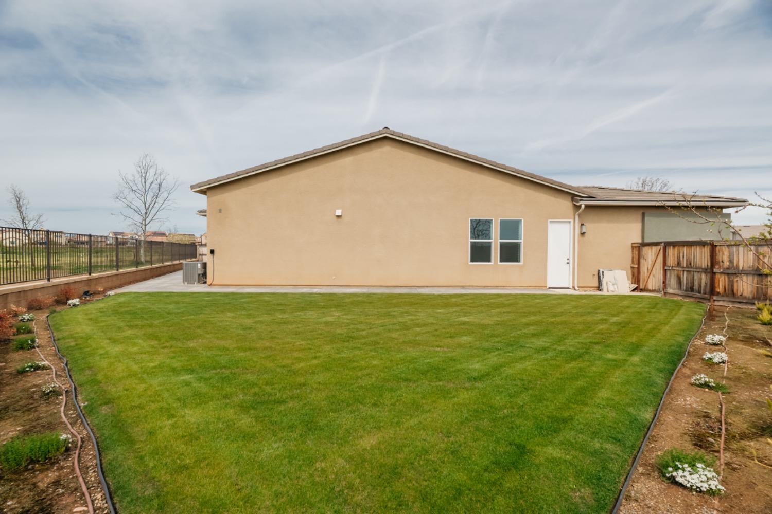 4200 Little Canyon Dr, Madera, CA 93636