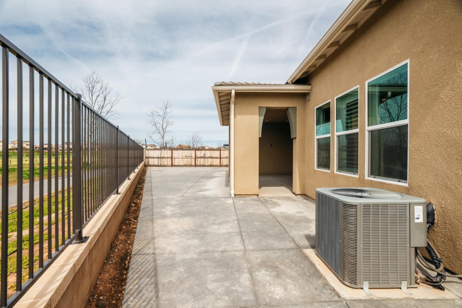 4200 Little Canyon Dr, Madera, CA 93636