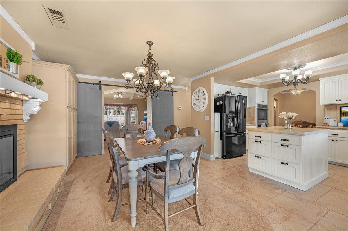 787 E Vermont Ave, Fresno, CA 93720