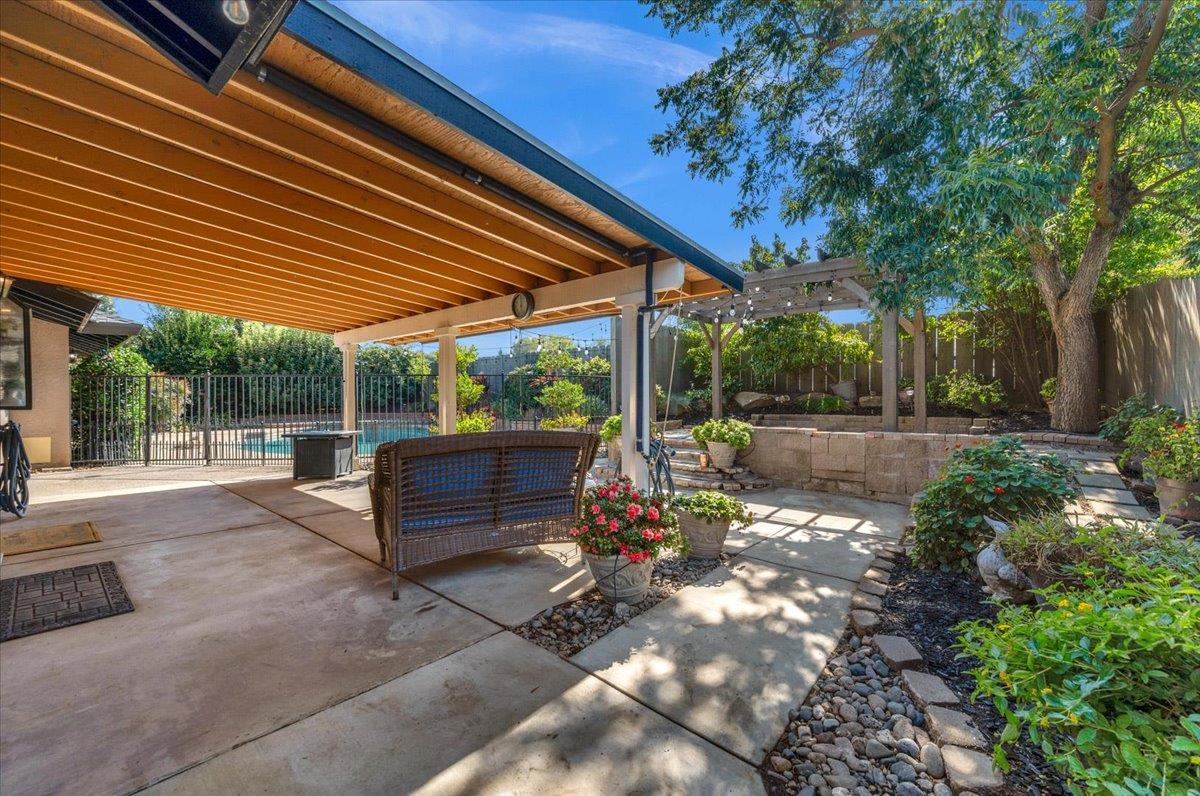 787 E Vermont Ave, Fresno, CA 93720
