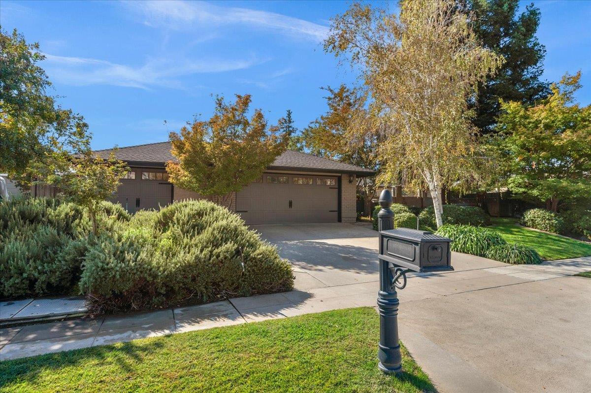 787 E Vermont Ave, Fresno, CA 93720