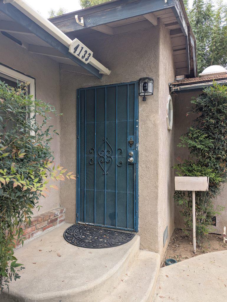 4133 N Warren Ave, Fresno, CA 93705