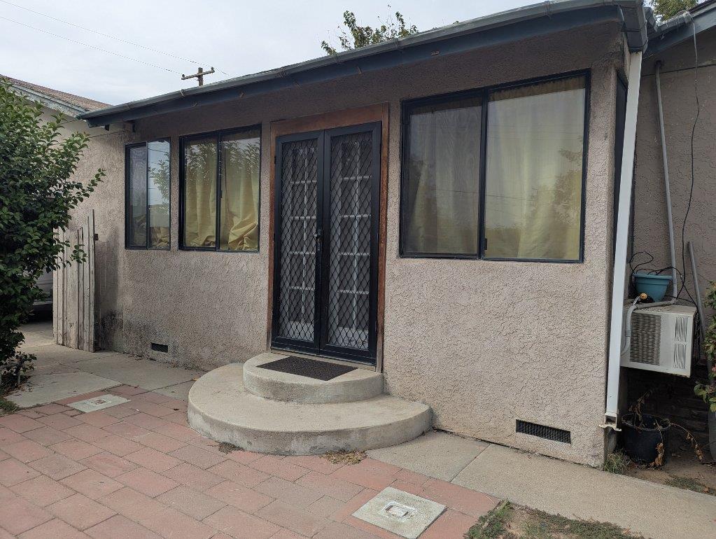 4133 N Warren Ave, Fresno, CA 93705