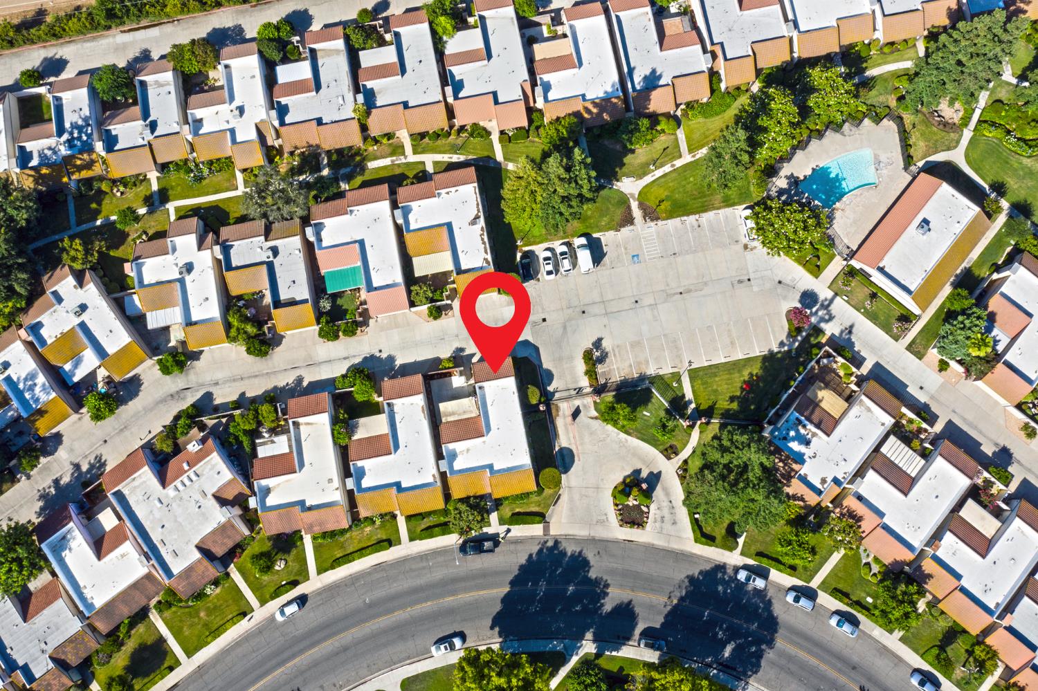 1915 W Santa Ana Ave, Fresno, CA 93705