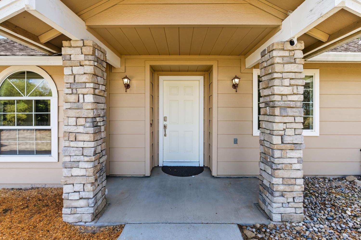 46474 Longview Ln W, Coarsegold, CA 93614