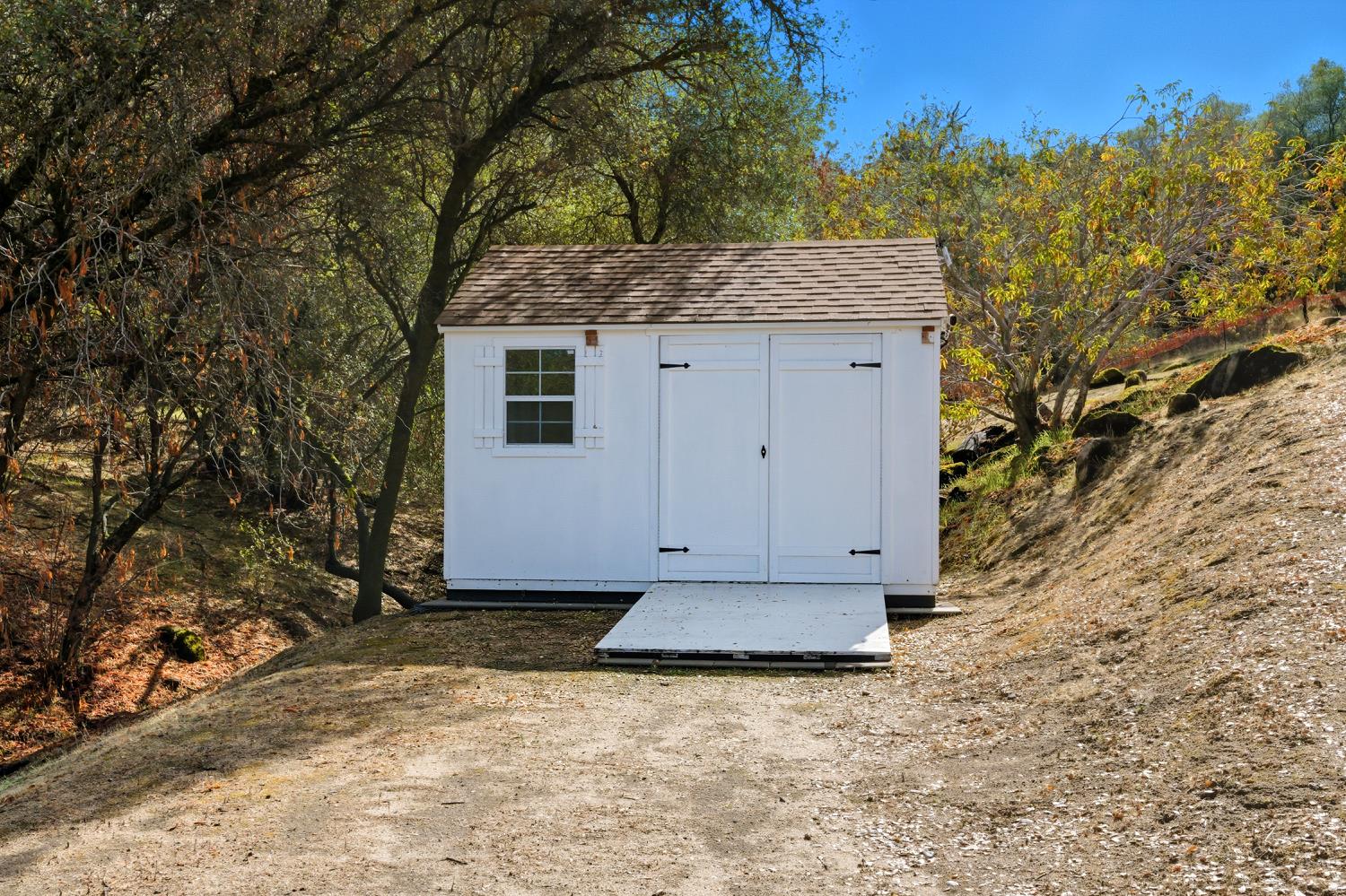 46474 Longview Ln W, Coarsegold, CA 93614