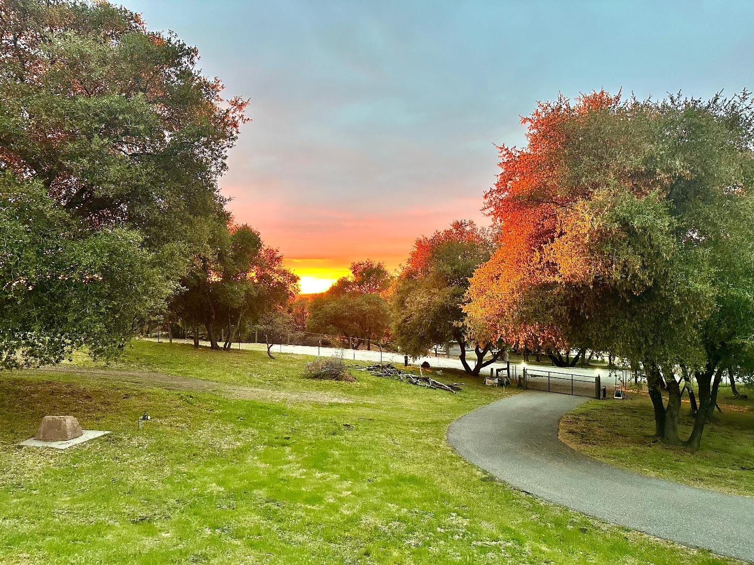 46474 Longview Ln W, Coarsegold, CA 93614