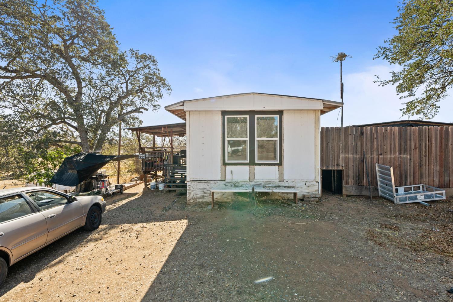 4963 Valley Ln, Catheys Valley, CA 95306