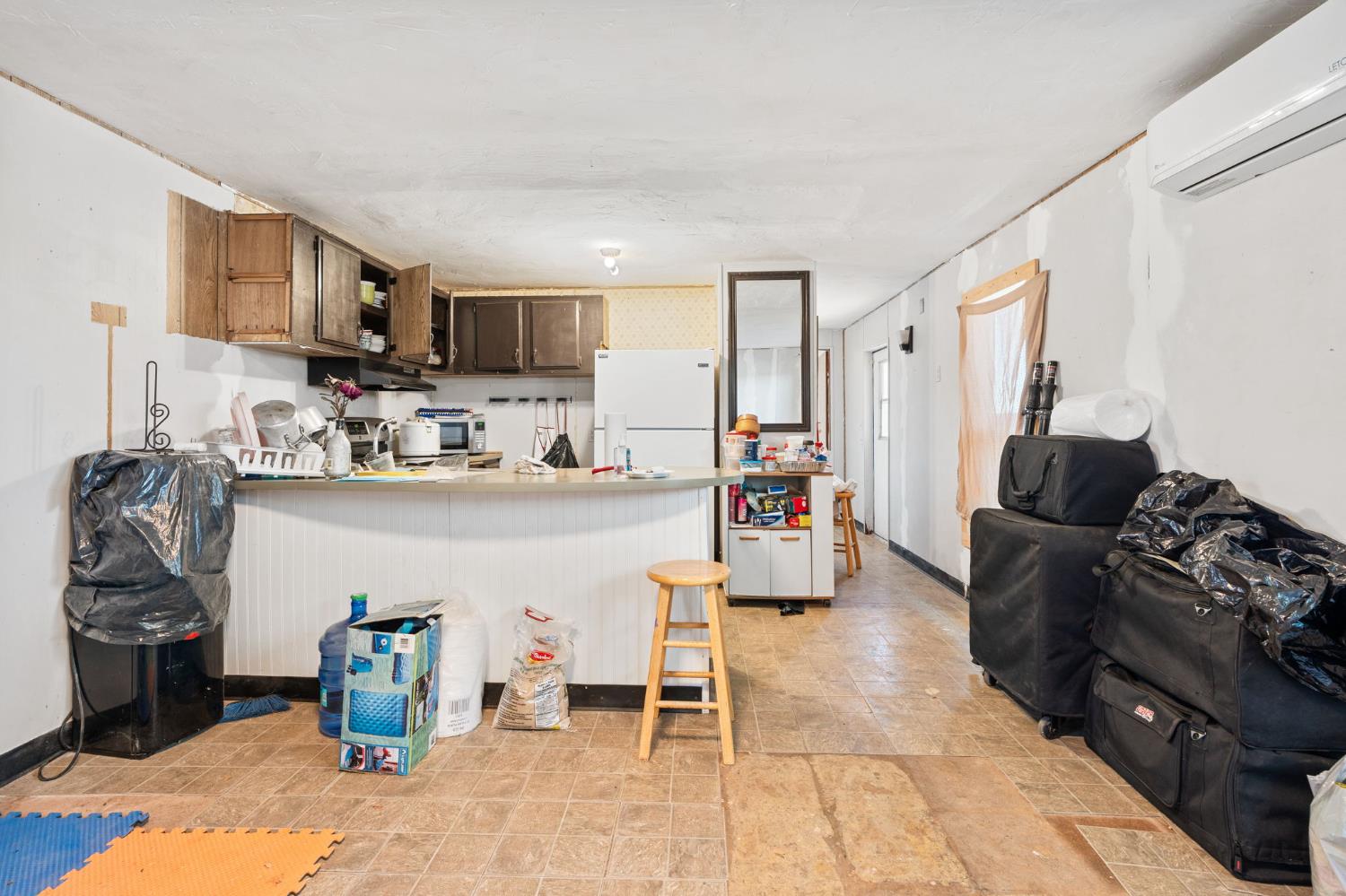 4963 Valley Ln, Catheys Valley, CA 95306