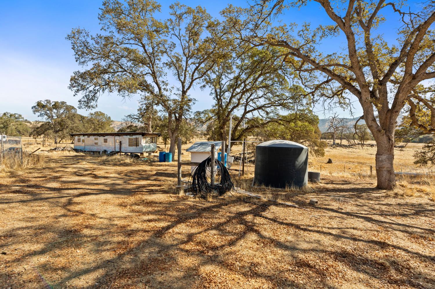 4963 Valley Ln, Catheys Valley, CA 95306