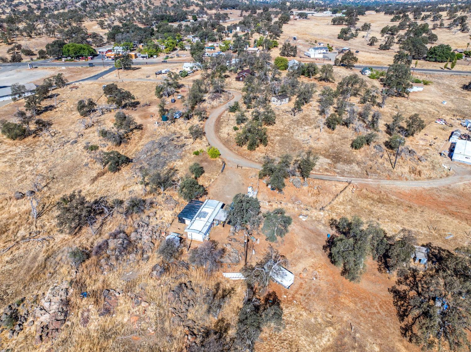 4963 Valley Ln, Catheys Valley, CA 95306