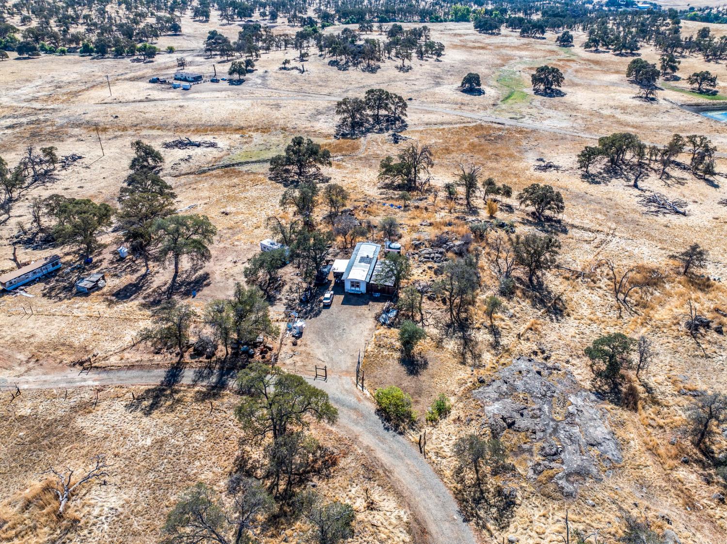 4963 Valley Ln, Catheys Valley, CA 95306