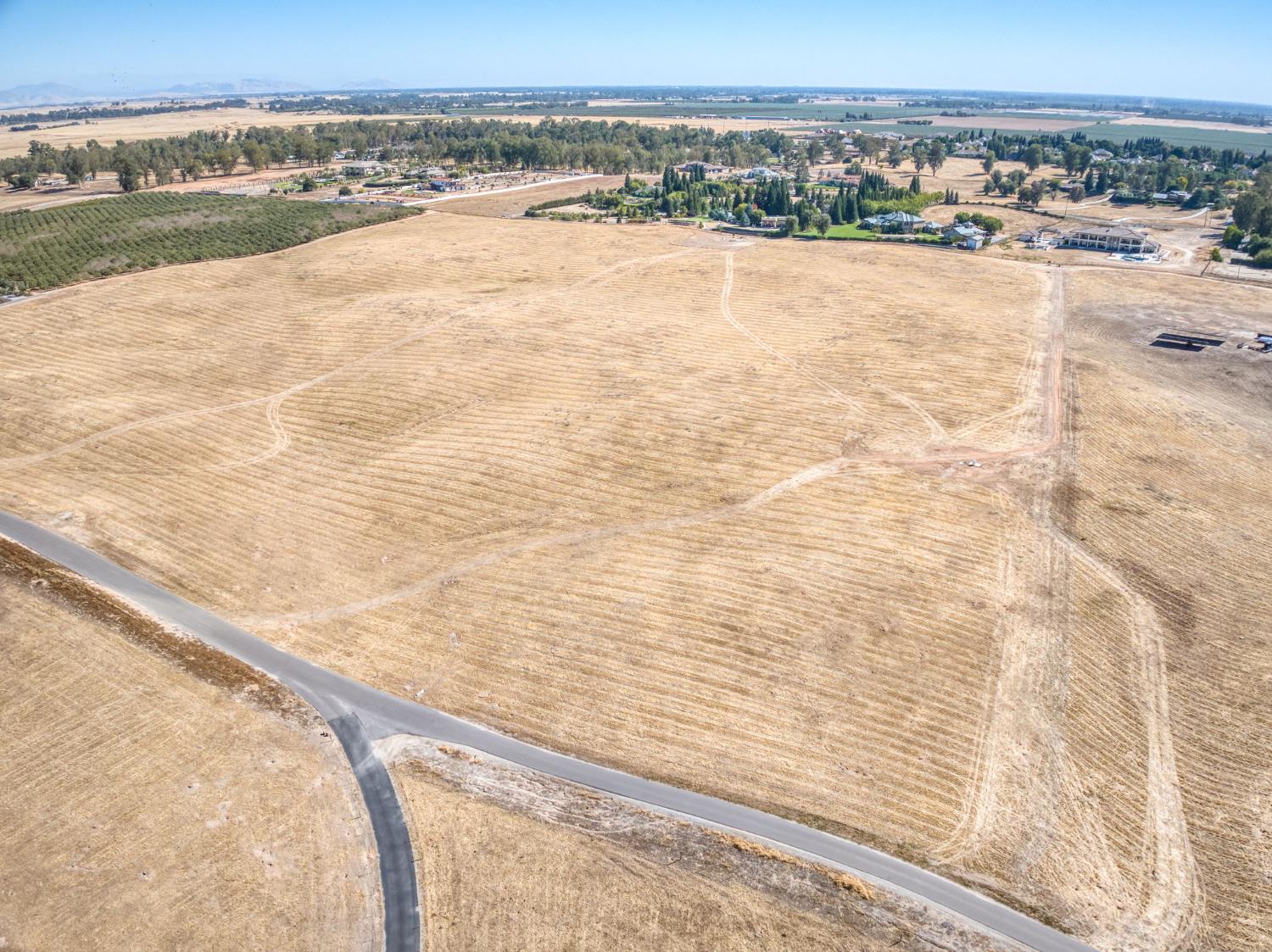 1 Biglione Drive, Clovis, CA 93619