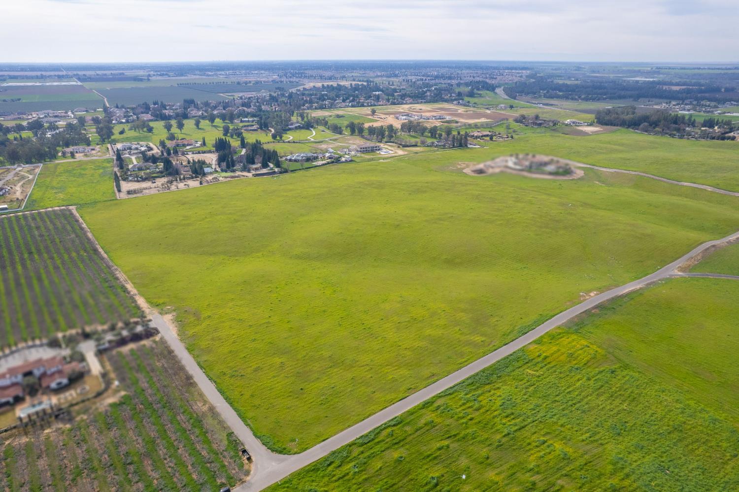 1 Biglione Drive, Clovis, CA 93619