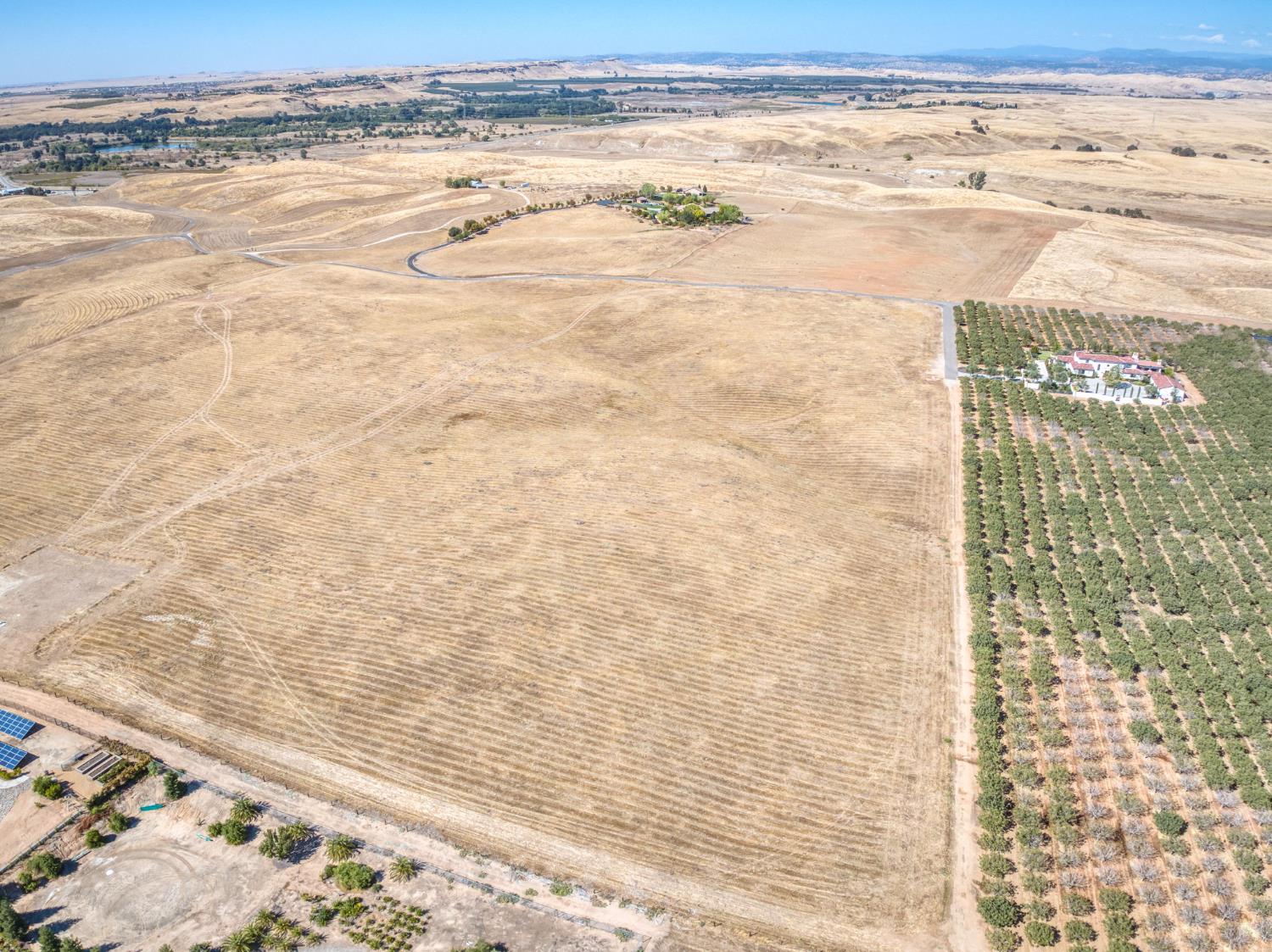 2 Biglione Drive, Clovis, CA 93619