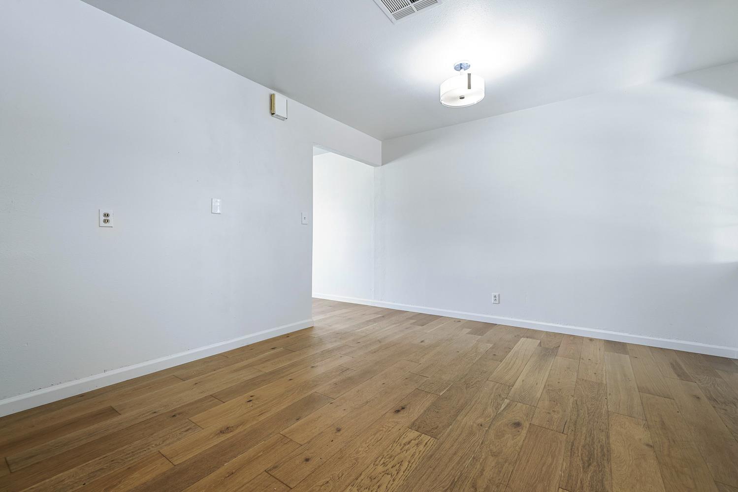 1825 W Griffith Way, Fresno, CA 93705