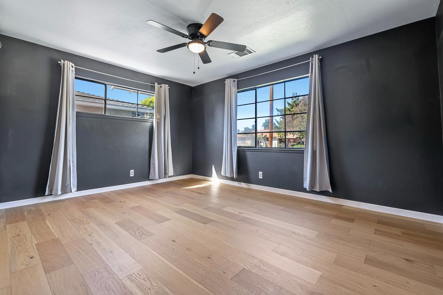 1825 W Griffith Way, Fresno, CA 93705