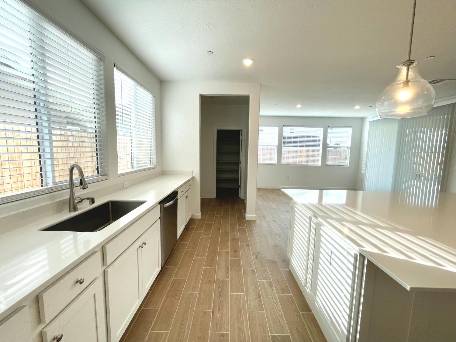 4220 San Gabriel Ave, Clovis, CA 93619