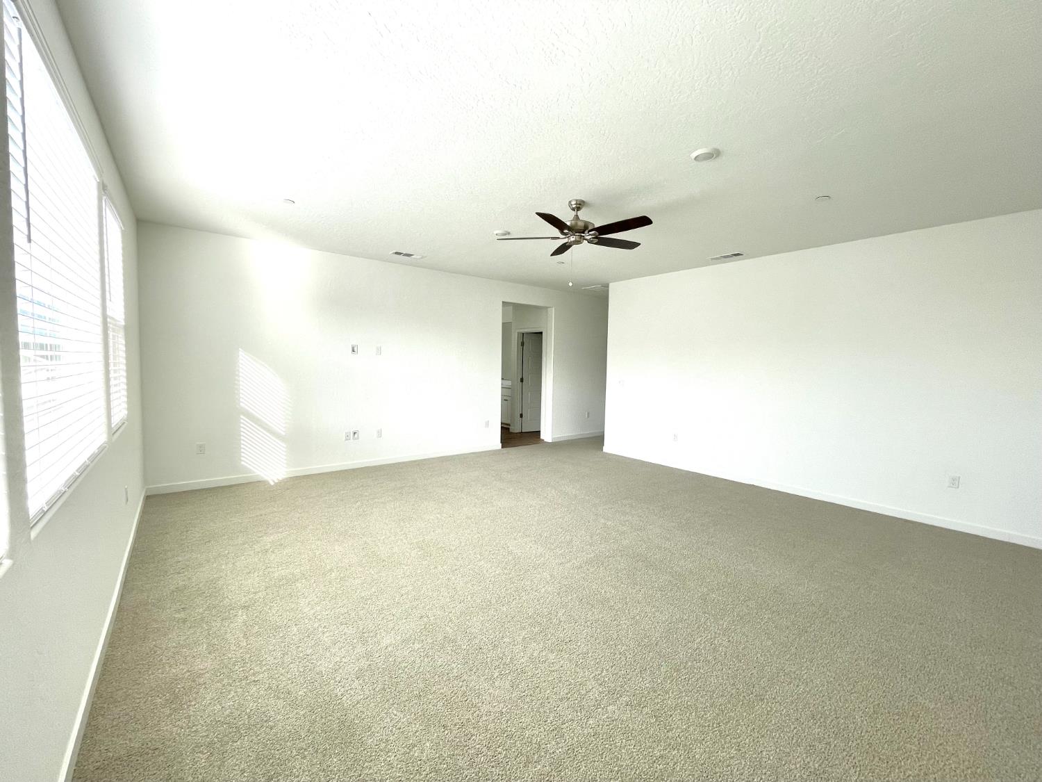 4220 San Gabriel Ave, Clovis, CA 93619