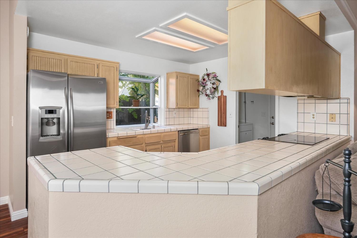 332 Magnolia Ave, Clovis, CA 93611