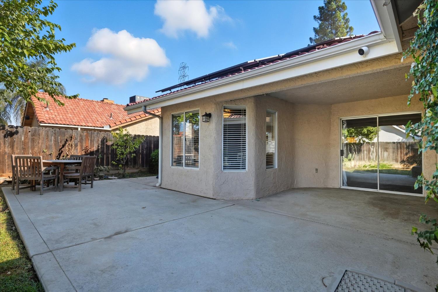 332 Magnolia Ave, Clovis, CA 93611