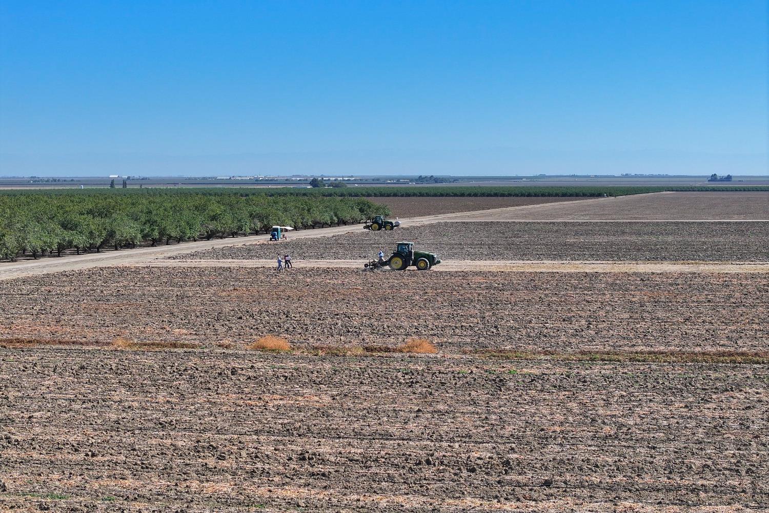 0 0 W Packard Ave, Coalinga, CA 93210