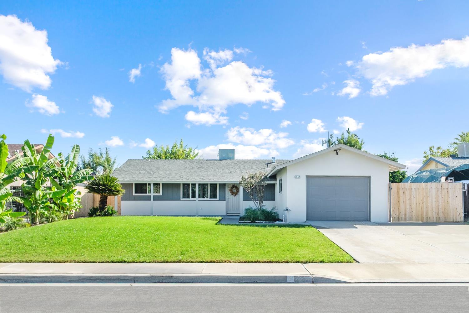 3062 Jasper St, Selma, CA 93662