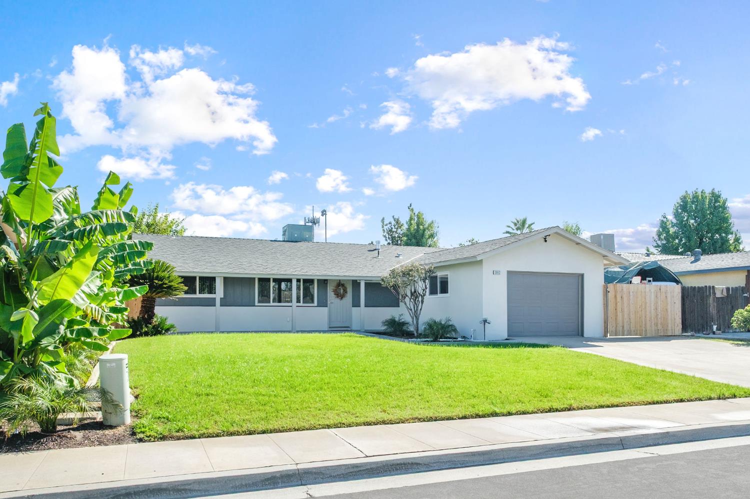 3062 Jasper St, Selma, CA 93662