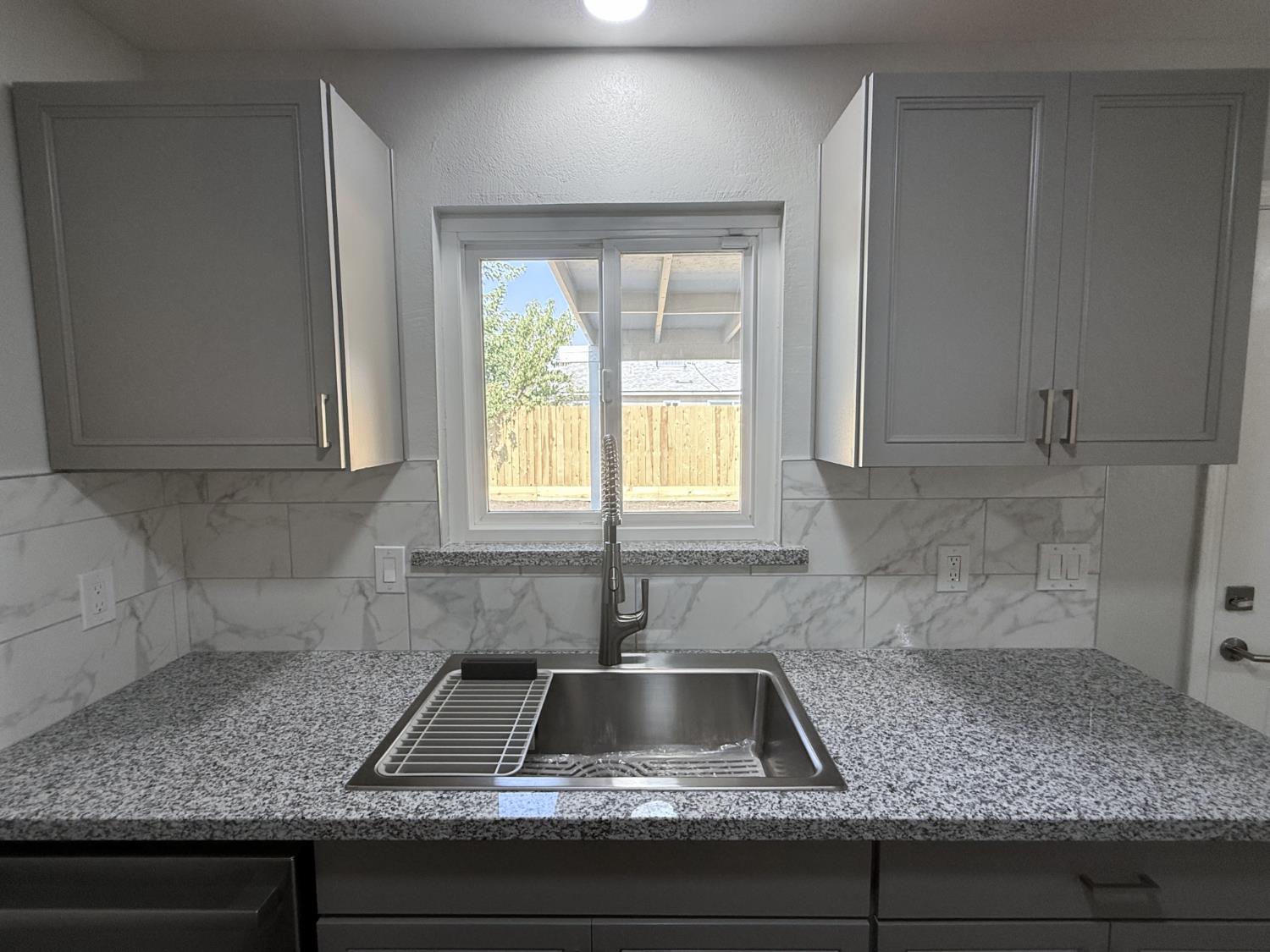 3062 Jasper St, Selma, CA 93662