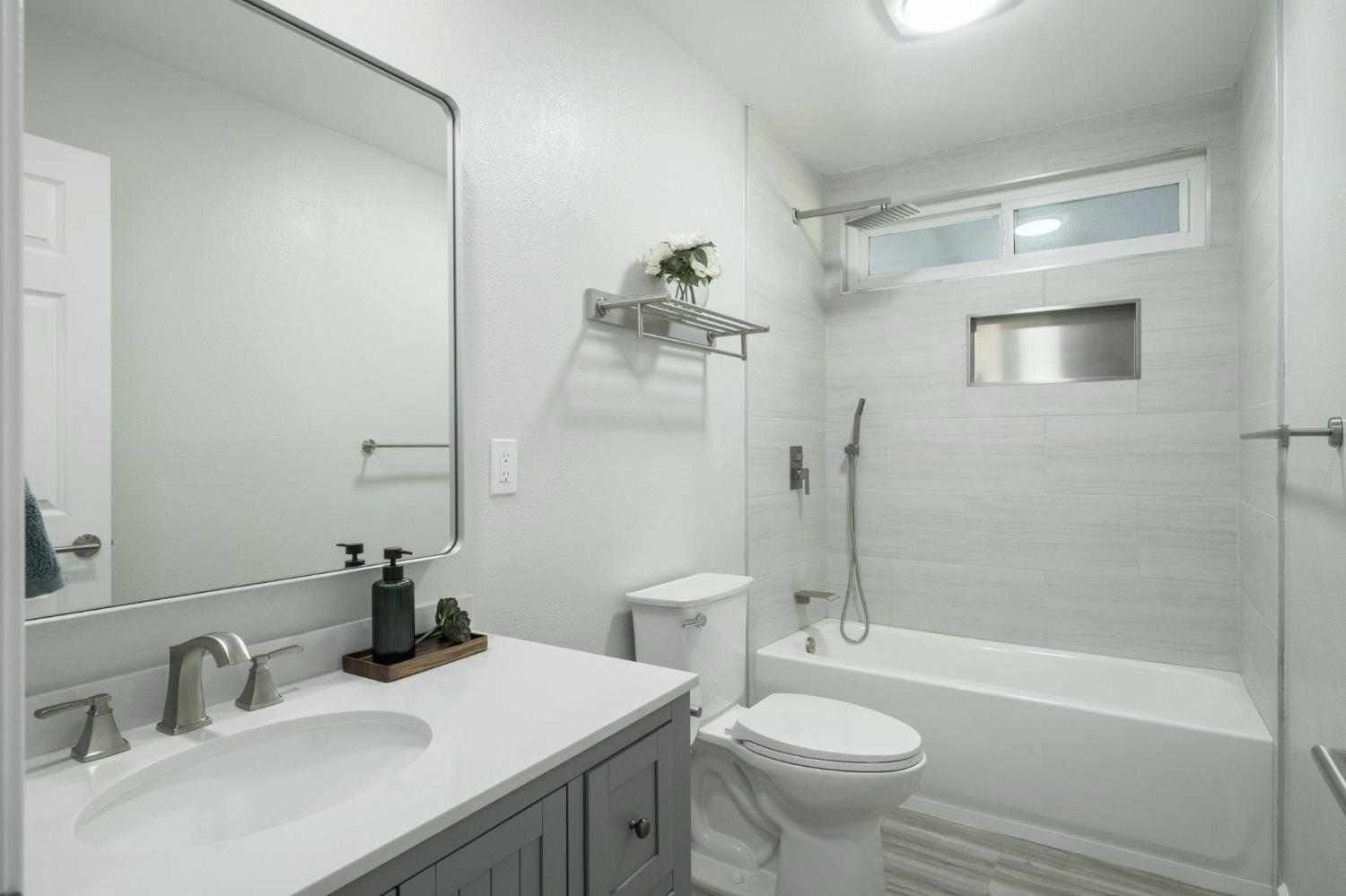 3062 Jasper St, Selma, CA 93662