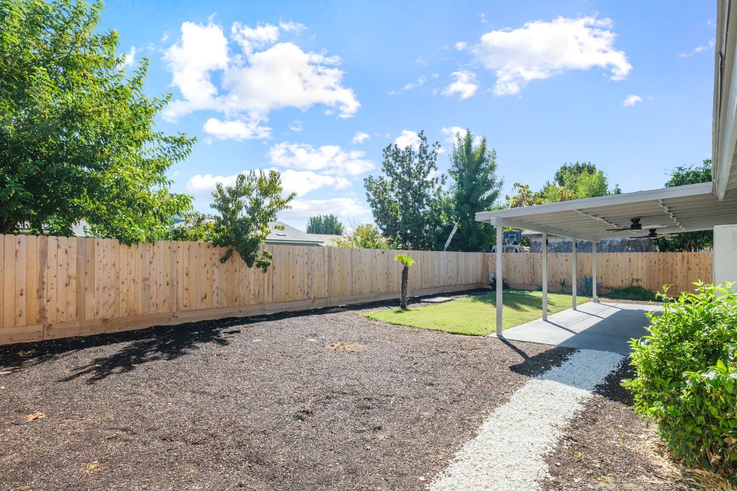 3062 Jasper St, Selma, CA 93662